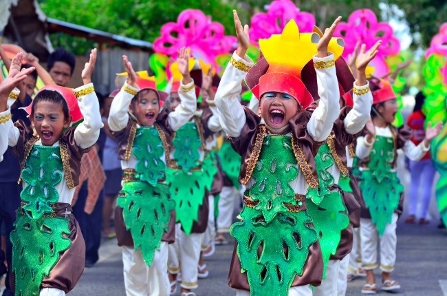 pamuhuan-festival-2013-pinamungajan-cebu-philippines-003